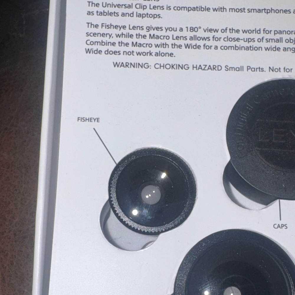 4-in-1 Mobile Device Photo Lens Kit - Picture 5 of 7